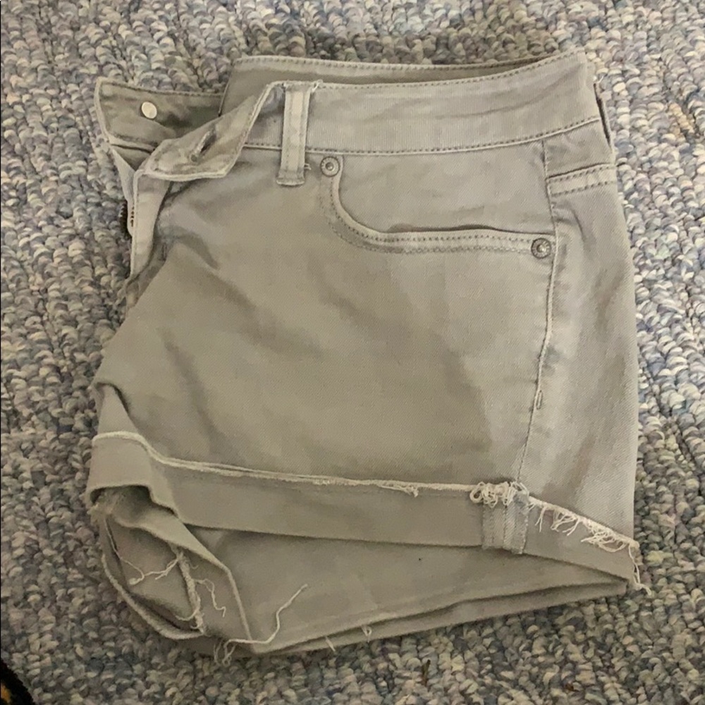 AEROPOSTALE shorts—excellent condition.
